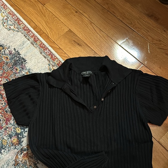 Vintage C’est City Knits black short sleeve collared blouse - Picture 5 of 7